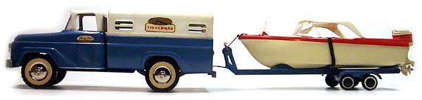 Side view of a 1960 Tonka Deluxe Fisherman and Clipper Boat Number 130