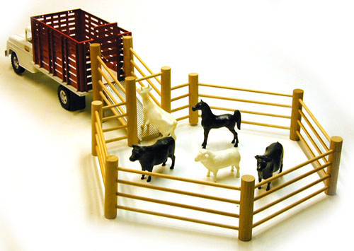 1958 Tonka Farms Stock Rack #32 with Corral and Animals