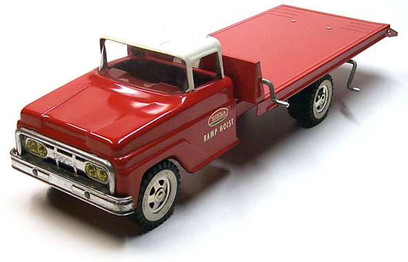 1963 No. 640 tonka toys Red Ramp Hoist Truck 1